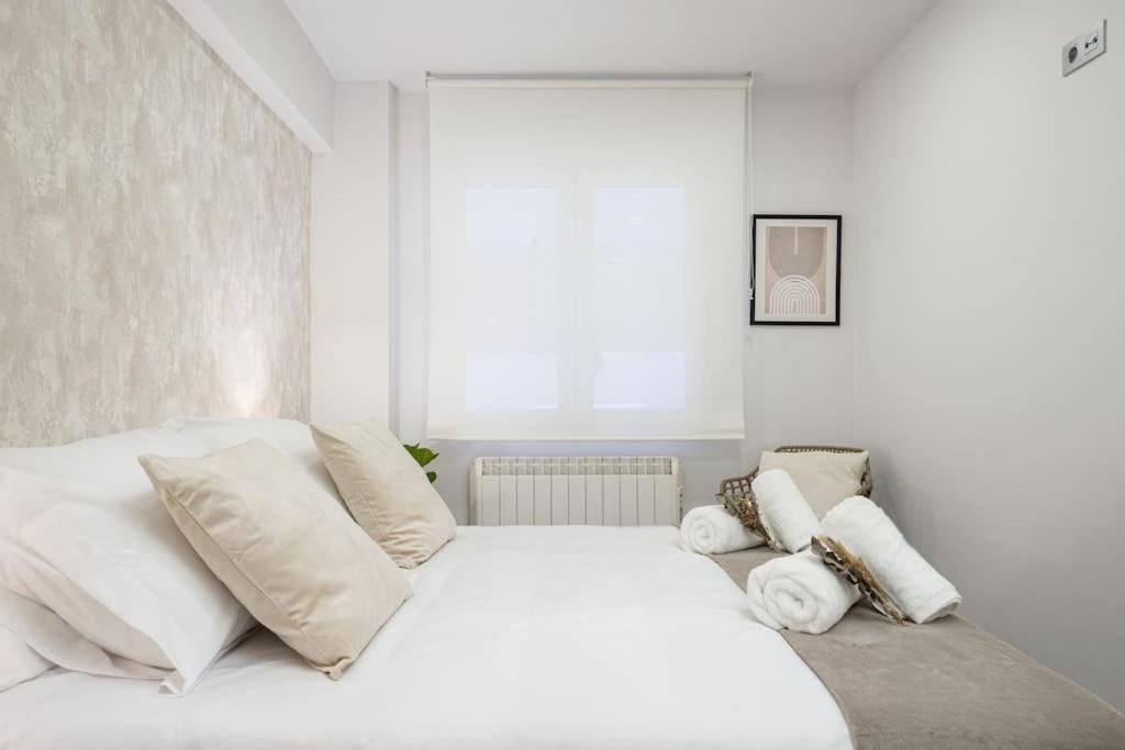El Patio De Schulz Apartment Gijon Luaran gambar